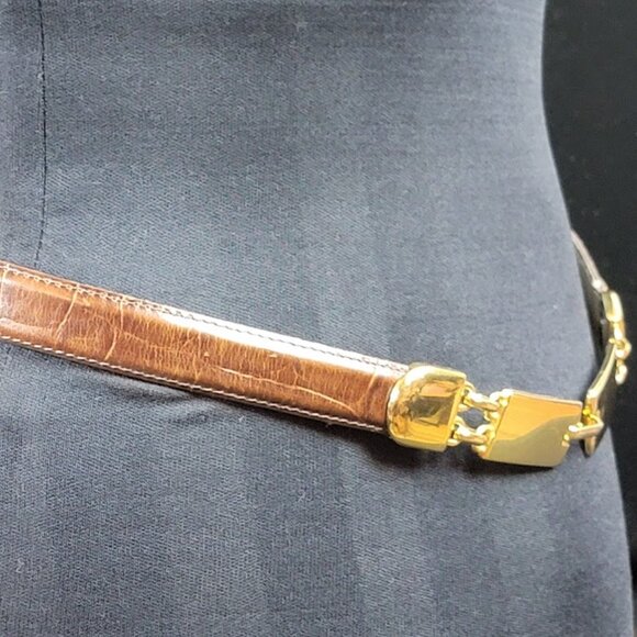 Avignon Adjustable Leather Belt | Brass Hook Buckle Made in Spain | 24–39" Waist - Picture 4 of 10